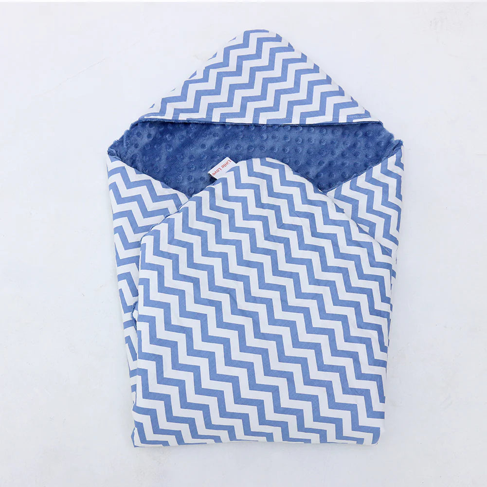 Little Love Blankets-Blue Chevron (3 Point)