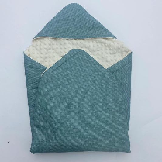 Little Love Blankets-Teal Spot (3 point)