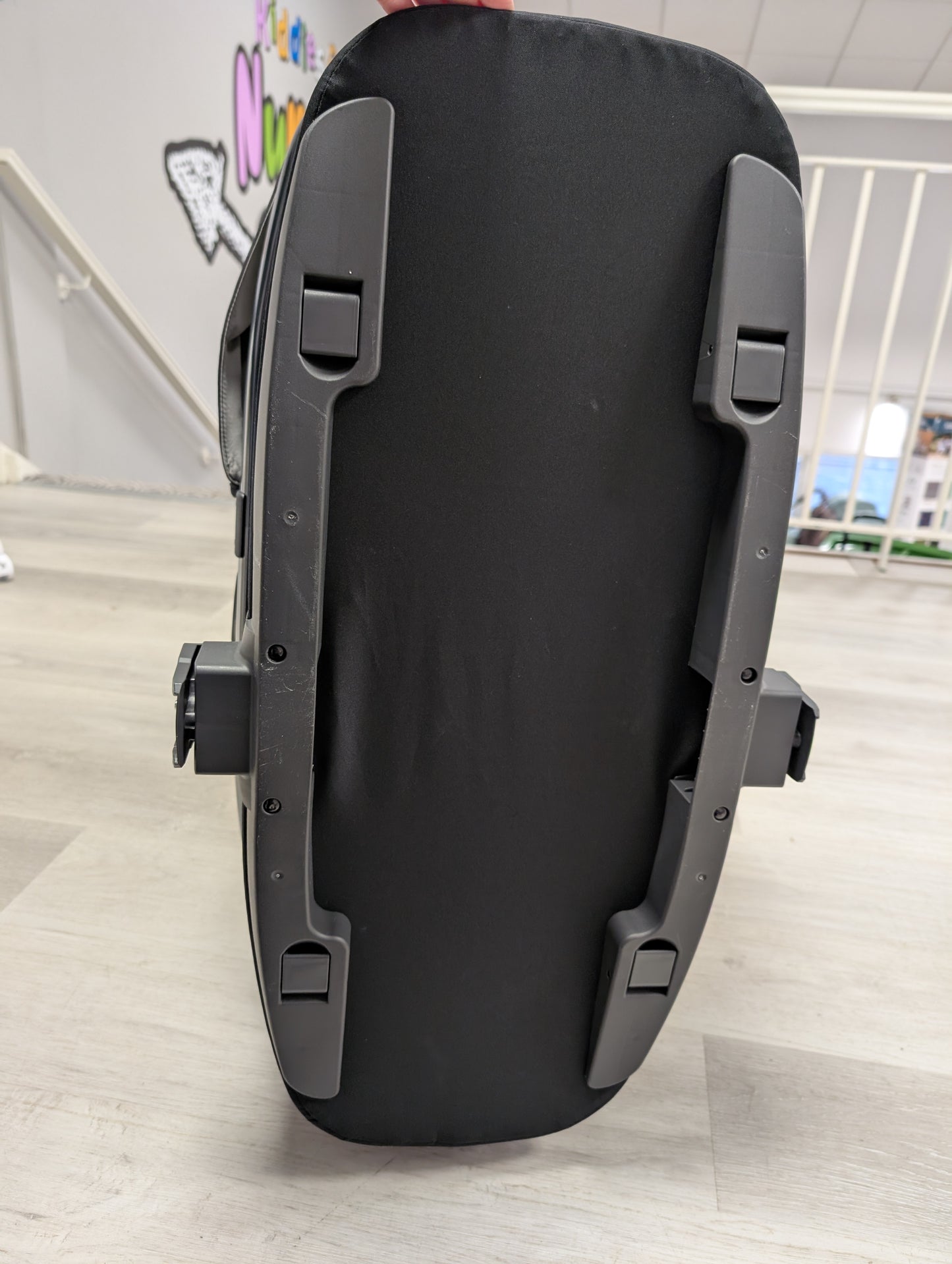 Oyster3 Carrycot-Carbonite EX-DISPLAY