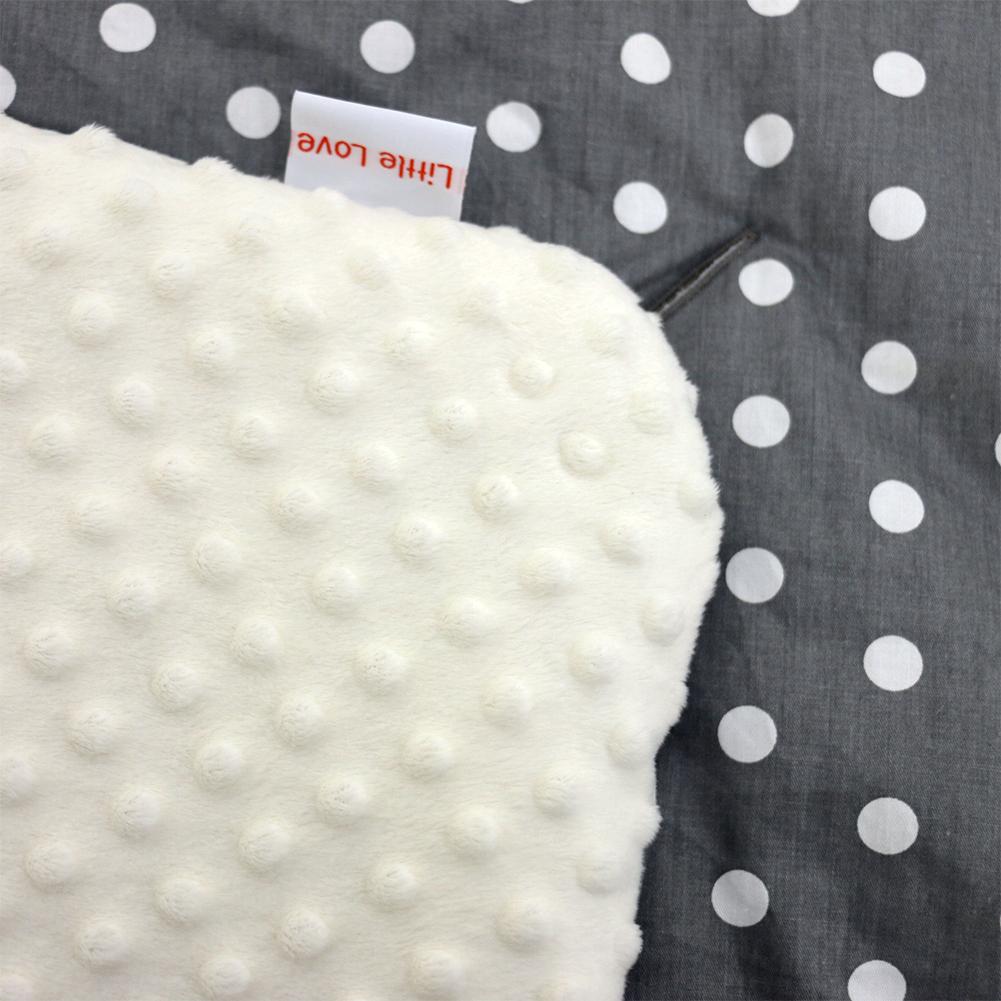 Little Love Blankets-Grey and White Spot (3 Point)