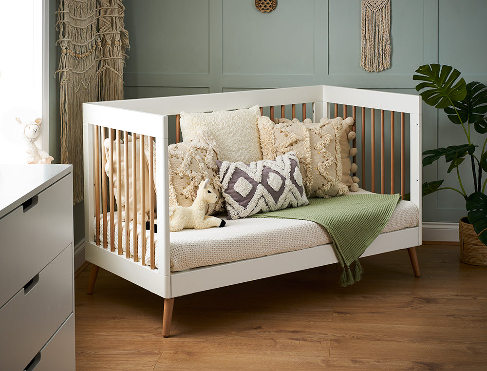 O'Baby Maya Two Piece Room Set-White with Natural